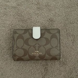 Coach Medium Corner Zip Wallet In Signature Canvas